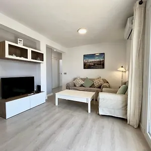De Playa Reformado Apartamento Rincón de la Victoria
