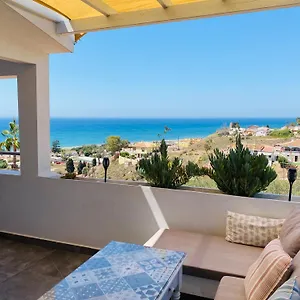 https://la-casita-en-benajarafe.1costadelsol.com